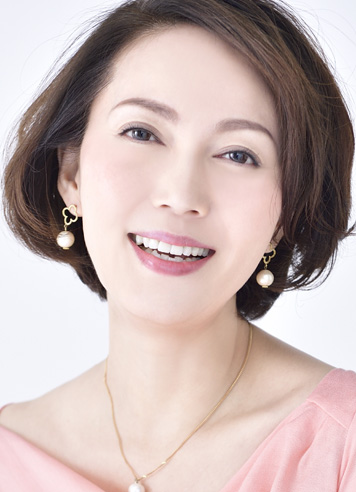 加島　亜希子