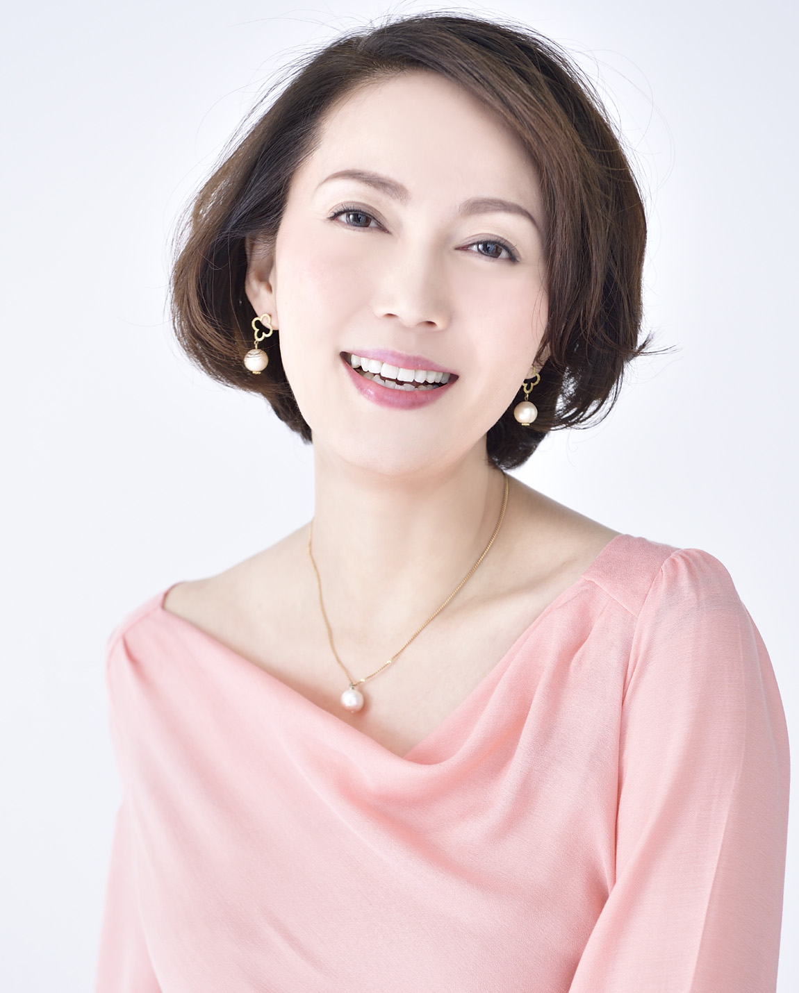 加島　亜希子